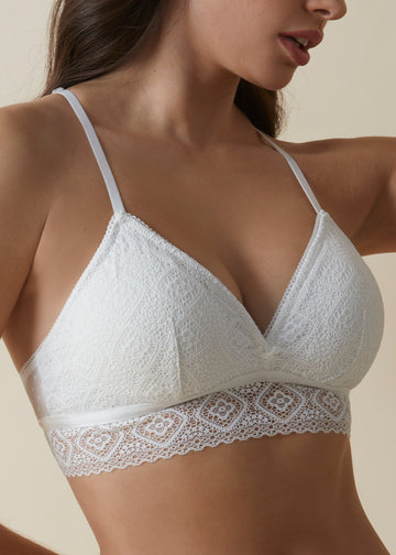 Bralette de encaje sin aros con copa de relleno y diseño en forma de Y en la espalda - mod. Kim