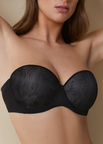 Sujetador sin tirantes, con aros y copa de relleno, diseñado con cruce de tules y con corte láser - mod. Vilma